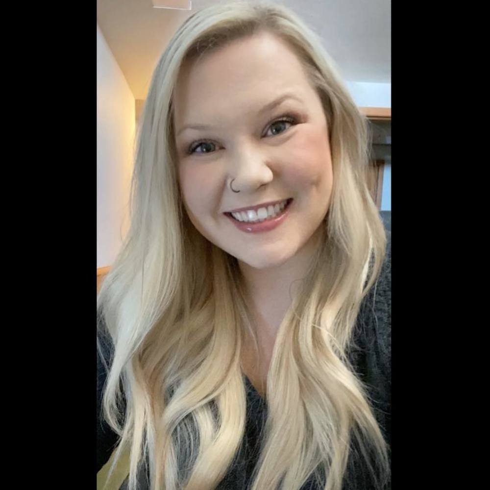 Meet your Posher, Megan